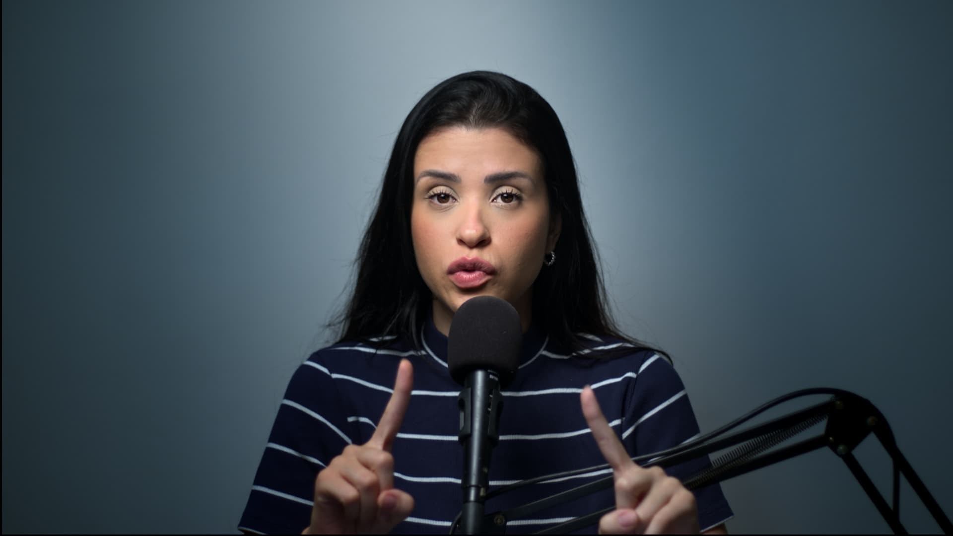 Anna Clara, do Descomplica Ads, explicando a atualização do Google Ads