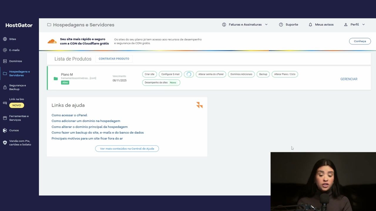 Tela de Hospedagens e Servidores da HostGator com o botão de acesso ao cPanel